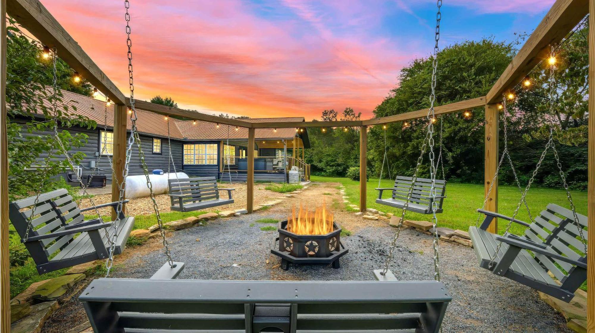 Poolside At Autumn Woods - Pool, Theater, Fireplace, Firepit, Arcade Sevierville Esterno foto